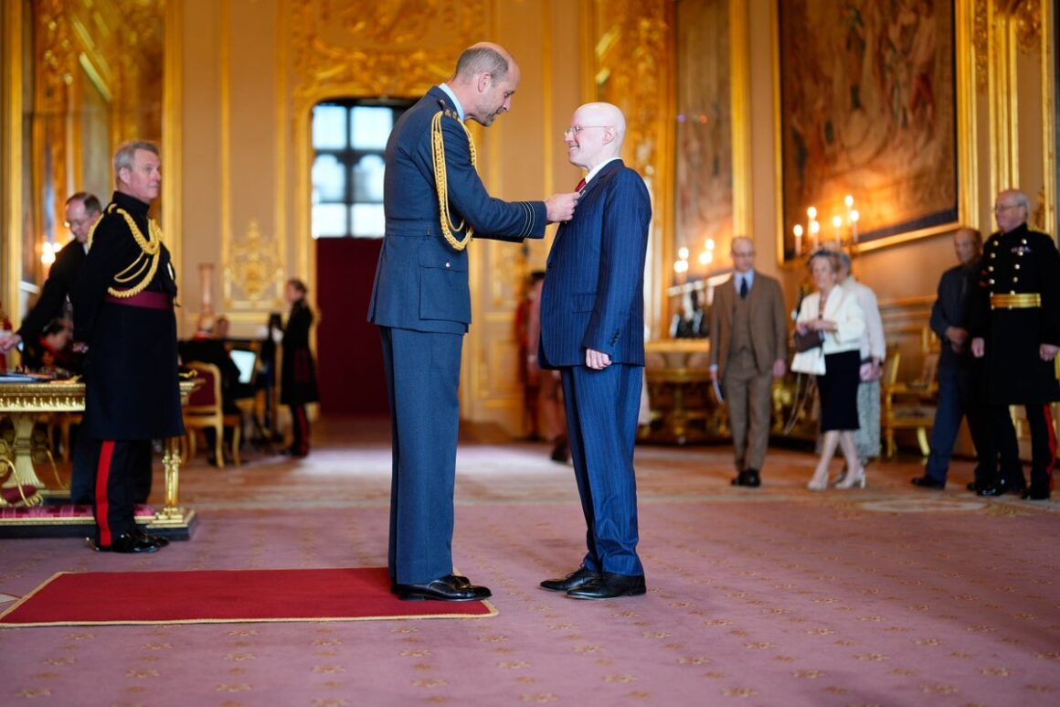 Prince William Set to… Prince William Set to…