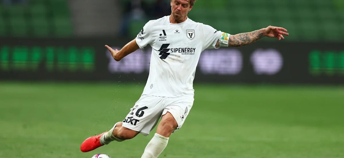 Rangers Eye £1.5m Centre