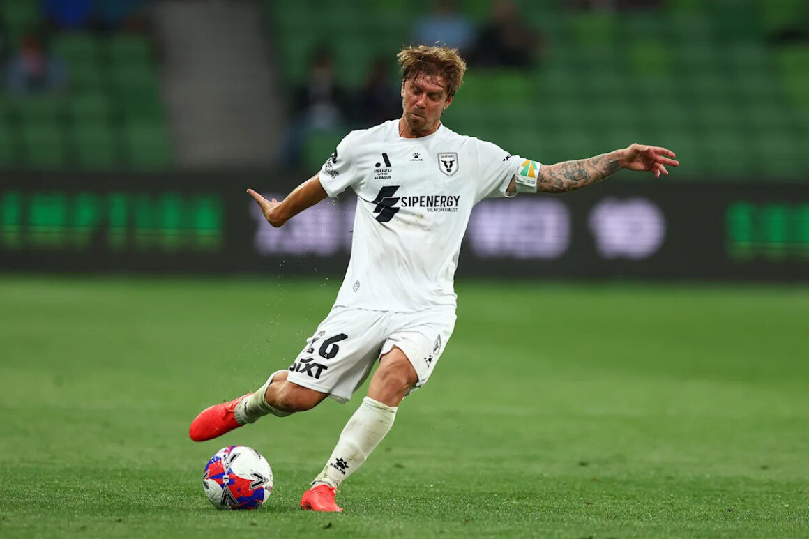 Rangers Eye £1.5m Centre