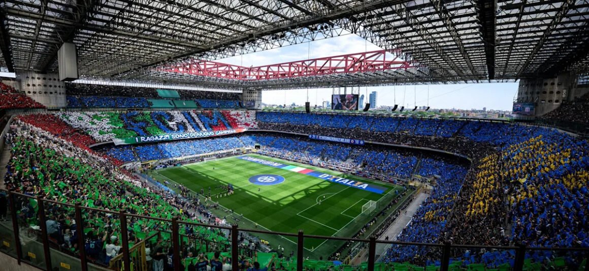 San Siro: A Spectacular… San Siro: A Spectacular…