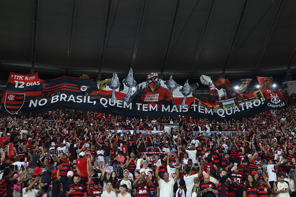 Flamengo Fans Taunt… Flamengo Fans Taunt…