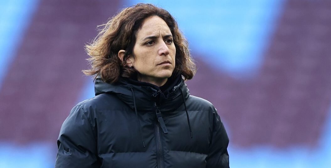 Arroyo urges Aston Villa… Arroyo urges Aston Villa…