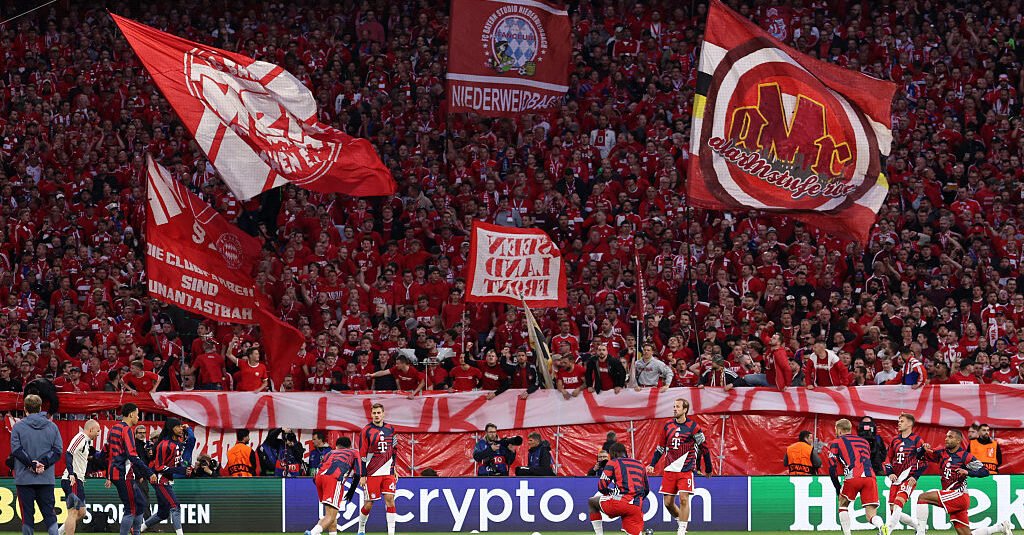 What a SHOW?!? Bayern Fans… What a SHOW?!? Bayern Fans…