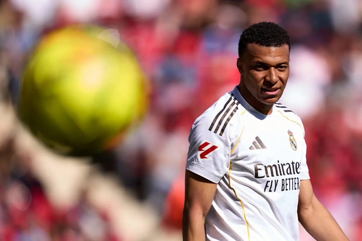 Watch: Mbappé Responds to…