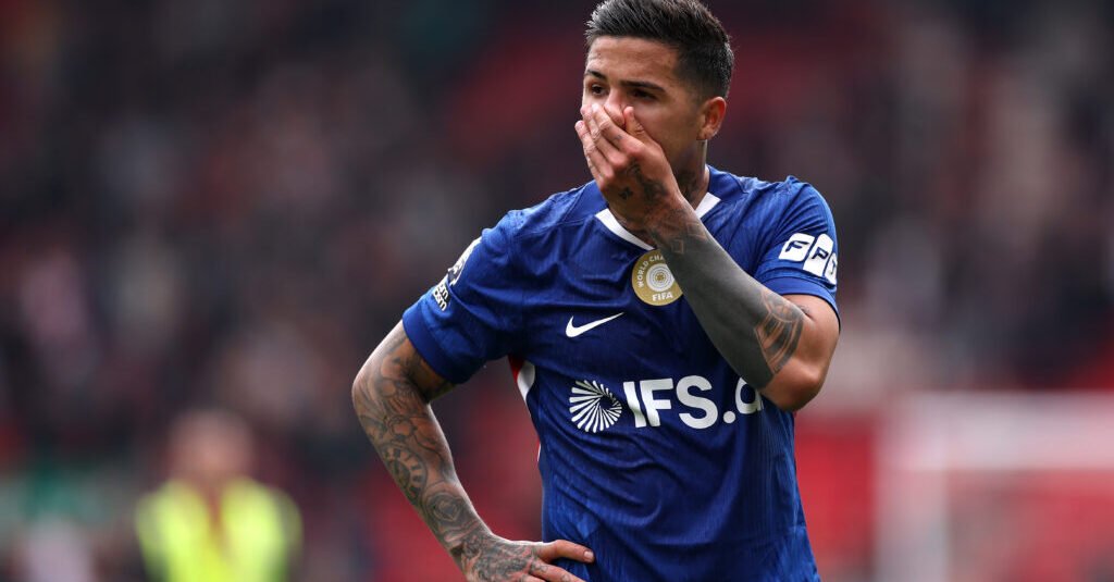 Chelsea Midfielder Poised… Chelsea Midfielder Poised…