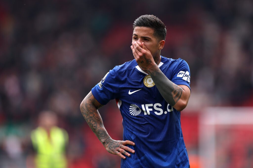 Chelsea Midfielder Poised… Chelsea Midfielder Poised…