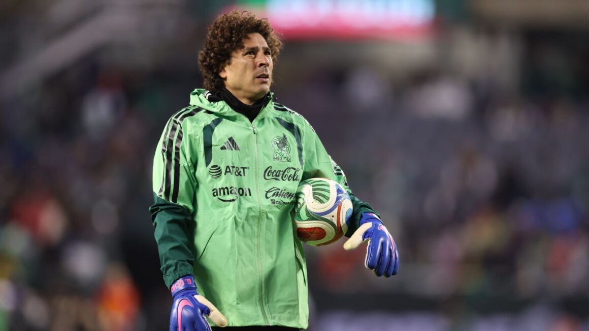 Ochoa bids farewell to…