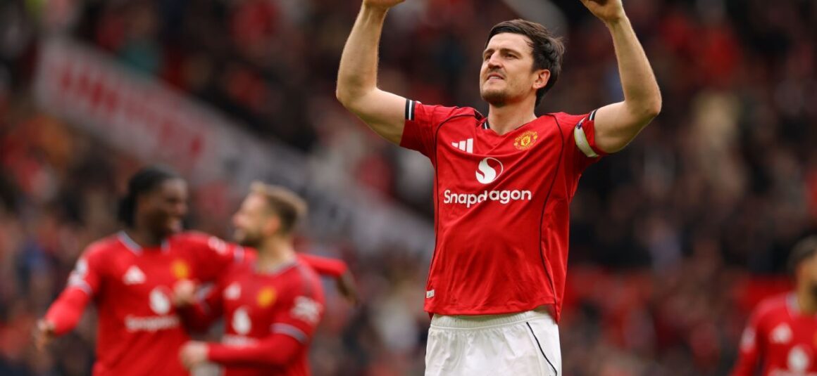 Should Man United Hire…