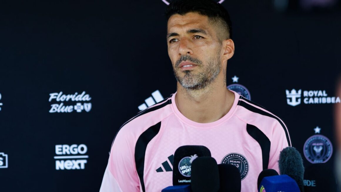 Suárez: Being Benched by…