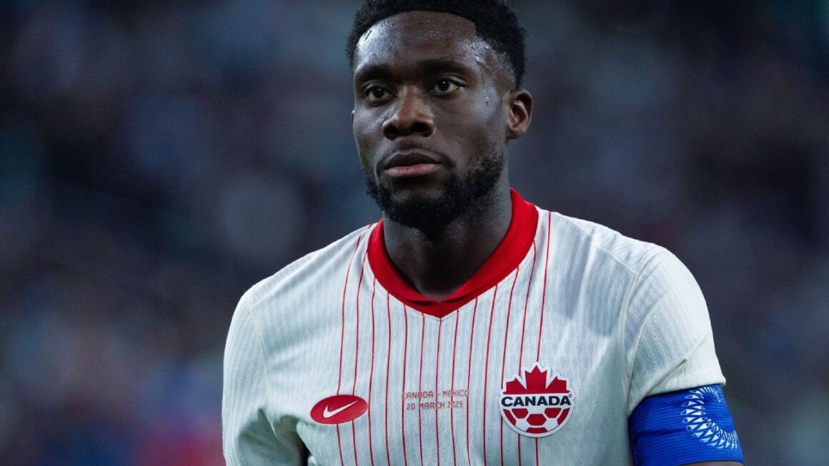 Canadas Davies sidelined…