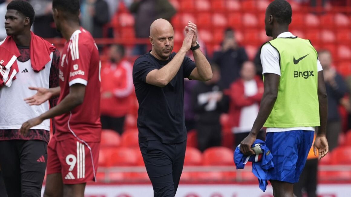 Slot on Liverpool boos: I…