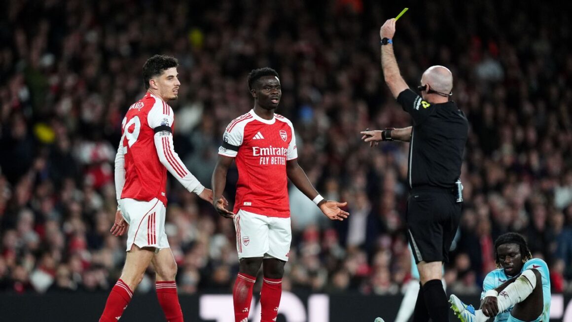 VAR review: Arsenal… VAR review: Arsenal…