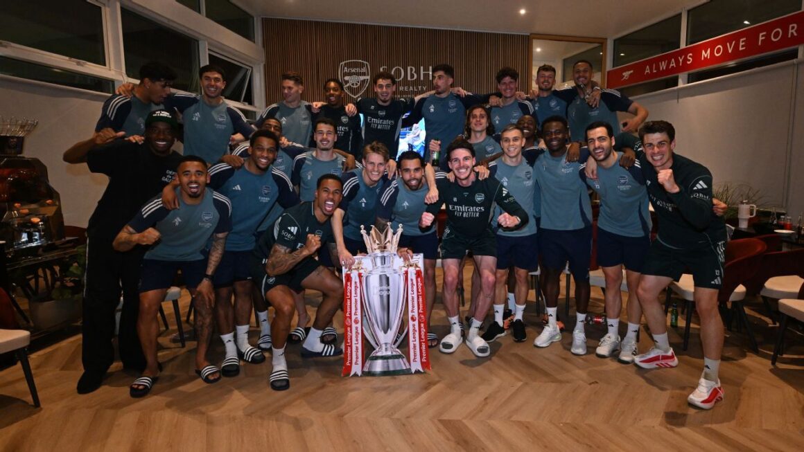 Arsenal clinches first PL… Arsenal clinches first PL…