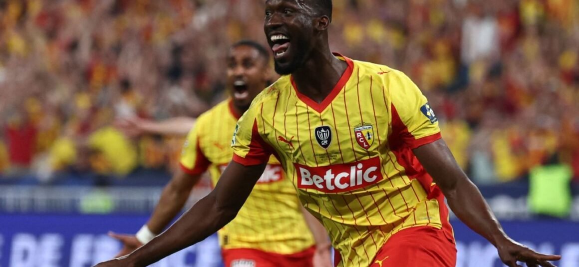Lens Claims First French…