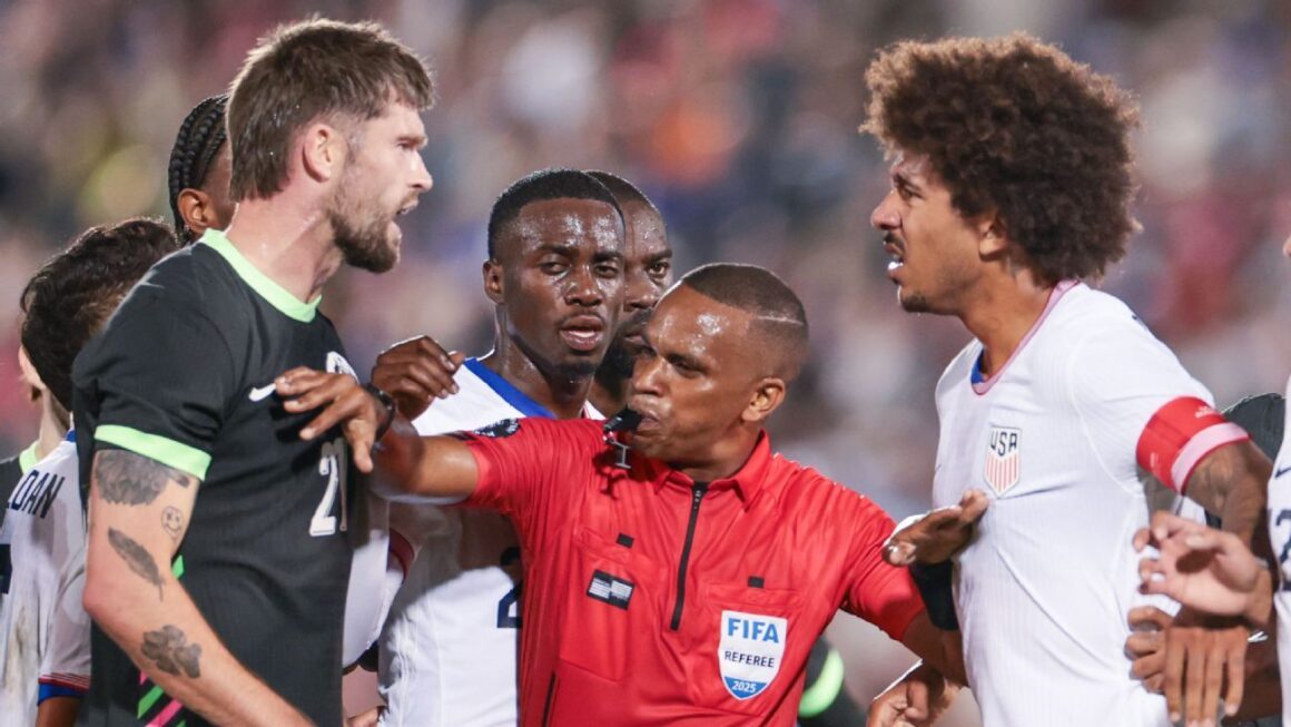 Socceroos Dismiss U.S. Pre Socceroos Dismiss U.S. Pre