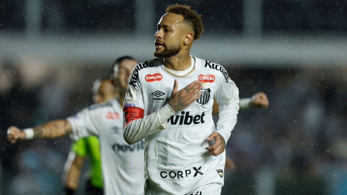 Neymar Skips First Brazil… Neymar Skips First Brazil…