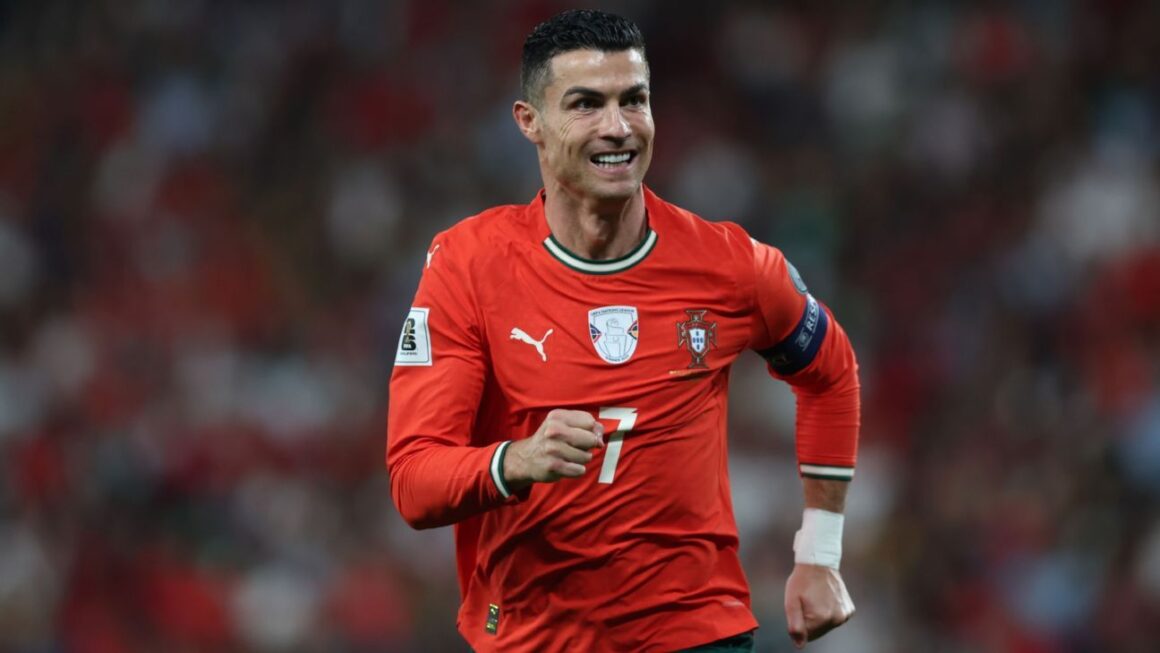 Martinez: Ronaldo Could… Martinez: Ronaldo Could…