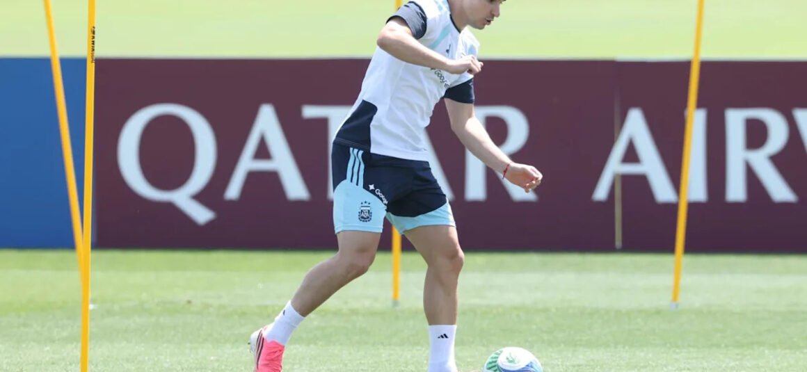 Barcelona forward target…