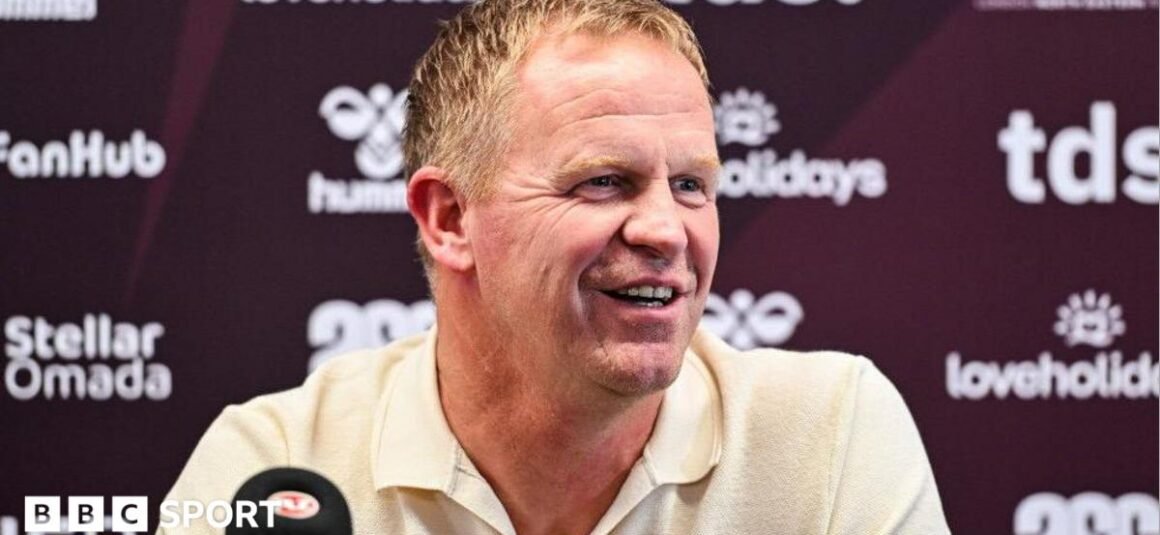 New Hearts manager… New Hearts manager…