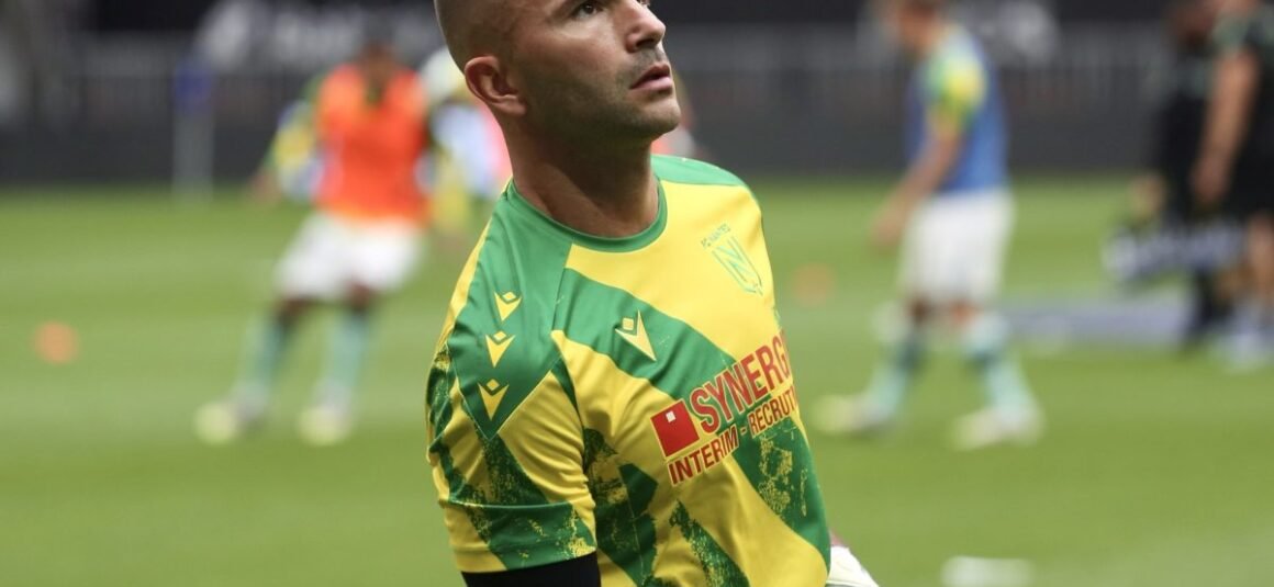 Anthony Lopes Officially… Anthony Lopes Officially…