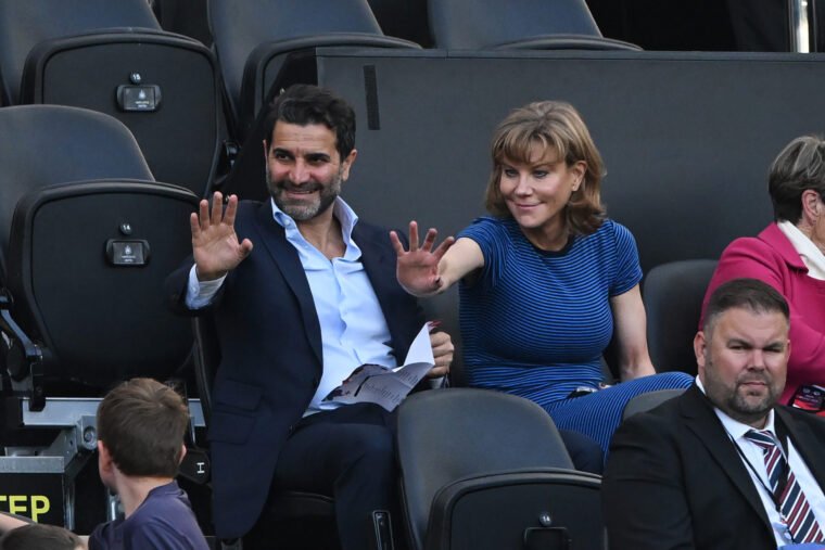 Staveley & Ghodoussi… Staveley & Ghodoussi…