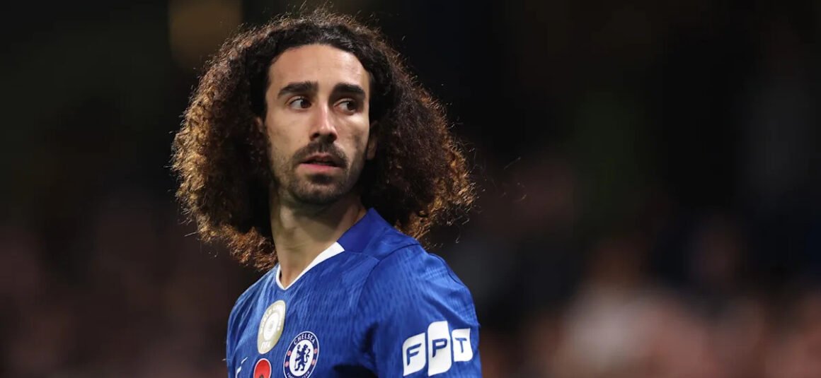 Barcelona weighing move for ex