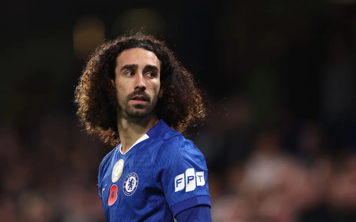 Barcelona weighing move for ex