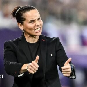Wilkinson urges brave… Wilkinson urges brave…