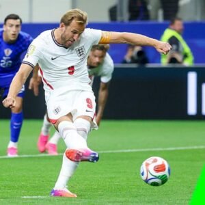 England 4