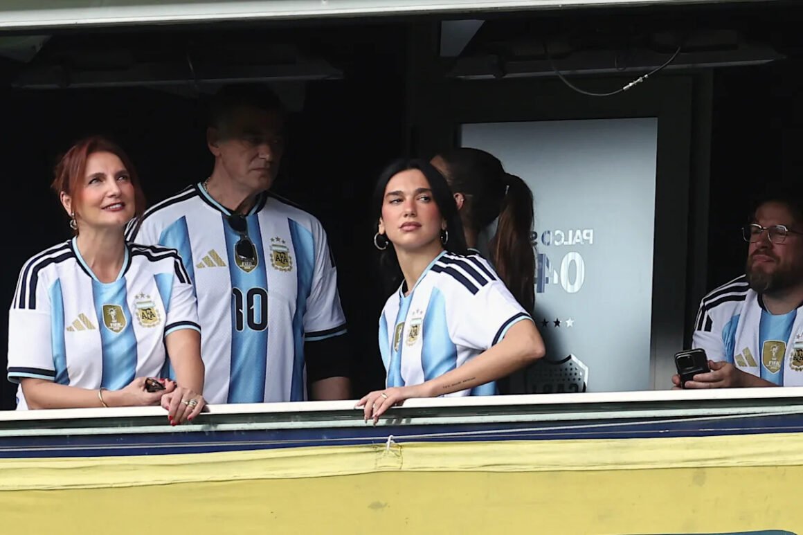 FC Breakfast: Dua Lipa x…