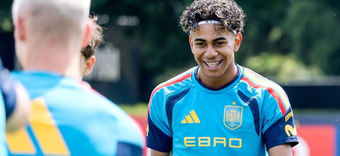 World Cup Daily LIVE: The…