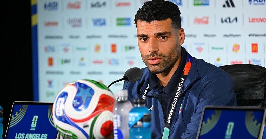 Iran team downplays…