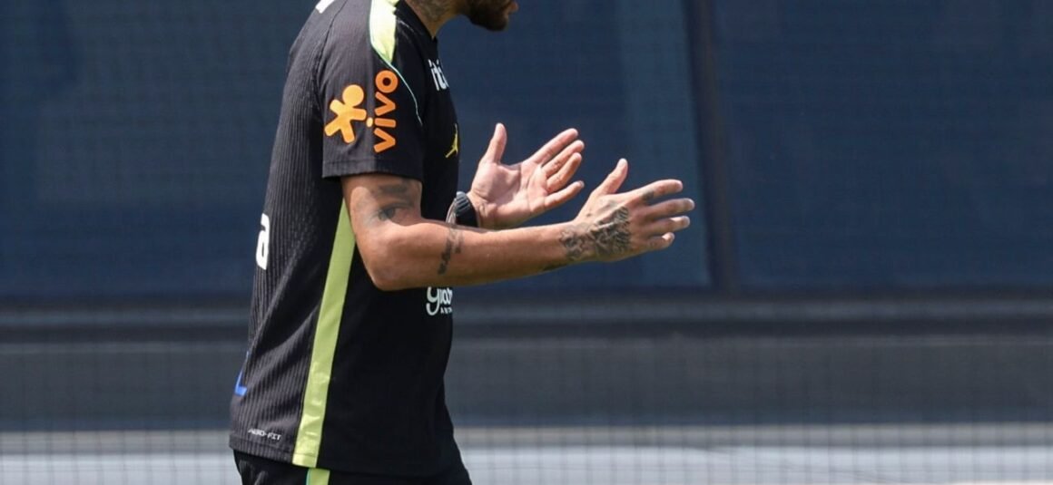 Neymar (calf injury) to…