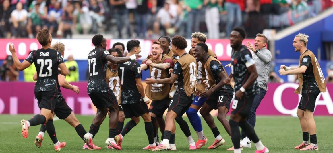 World Cup Daily LIVE: Iran… World Cup Daily LIVE: Iran…