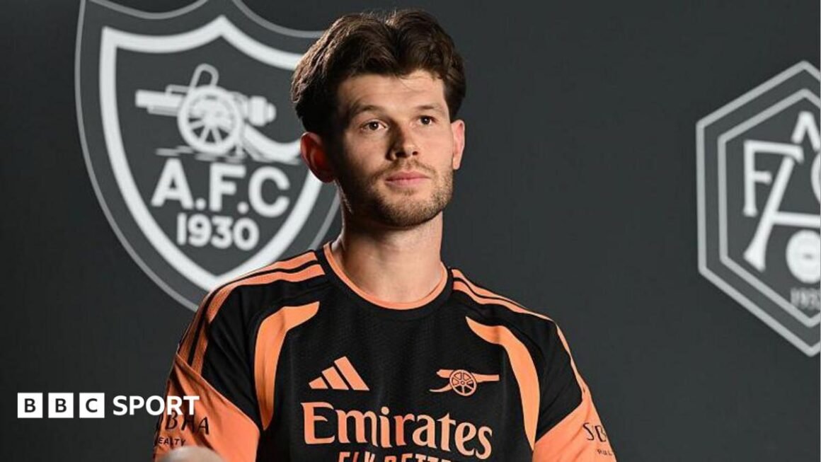 Arsenal Sign Free Arsenal Sign Free
