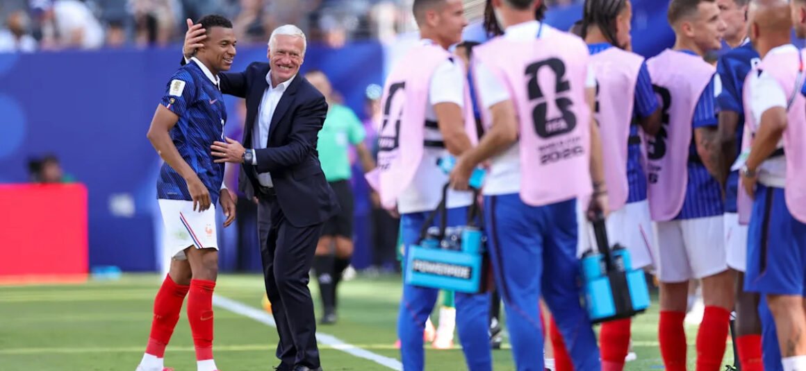 France manager strongly… France manager strongly…