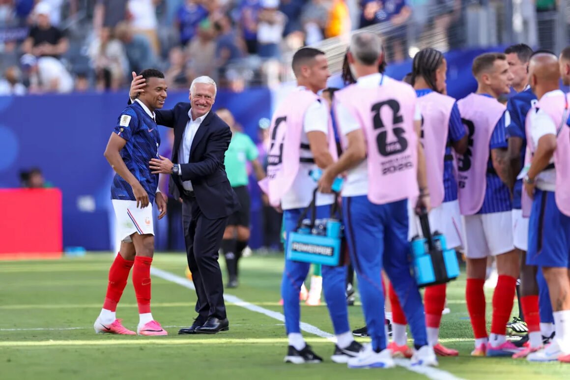 France manager strongly… France manager strongly…