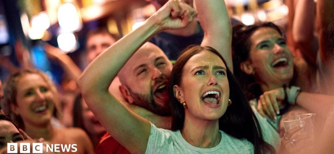 Pubs granted 5am closing… Pubs granted 5am closing…