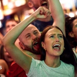Pubs granted 5am closing… Pubs granted 5am closing…