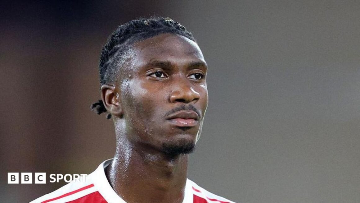 Newcastle complete £34m…