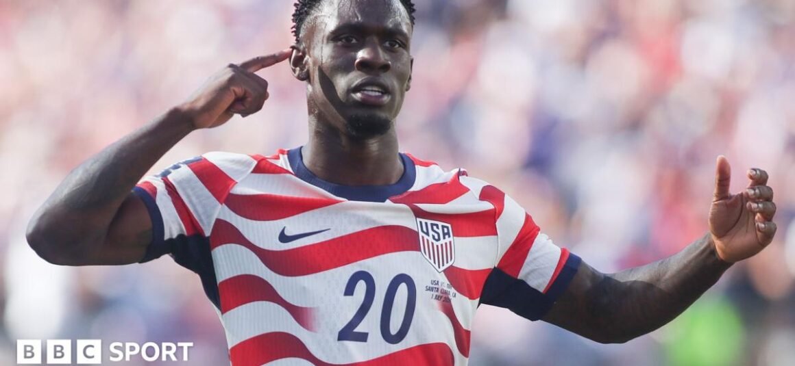 FIFA suspends US forward… FIFA suspends US forward…