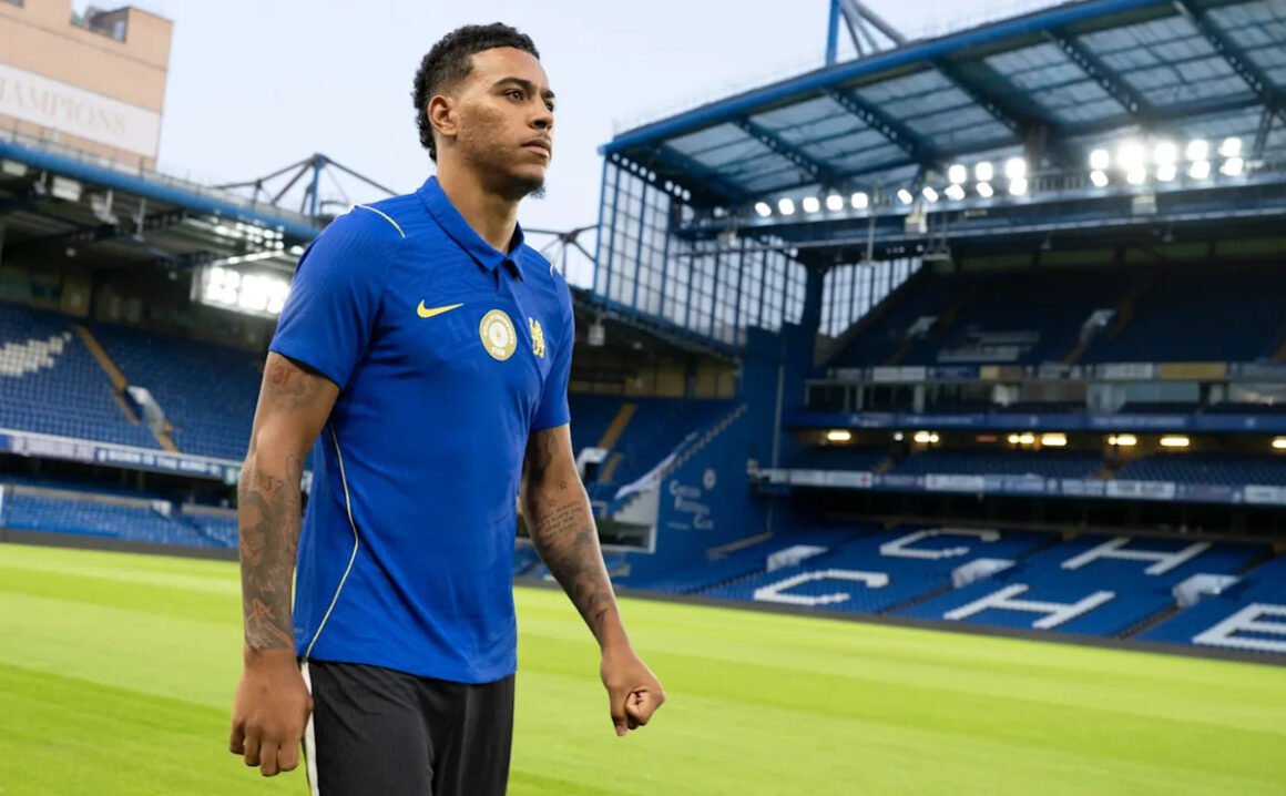 Chelsea Signs Morgan…