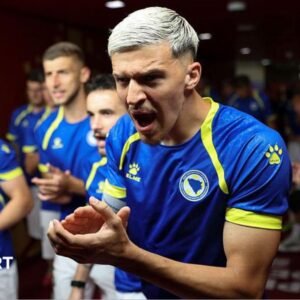 Leeds seal £34.1m deal…
