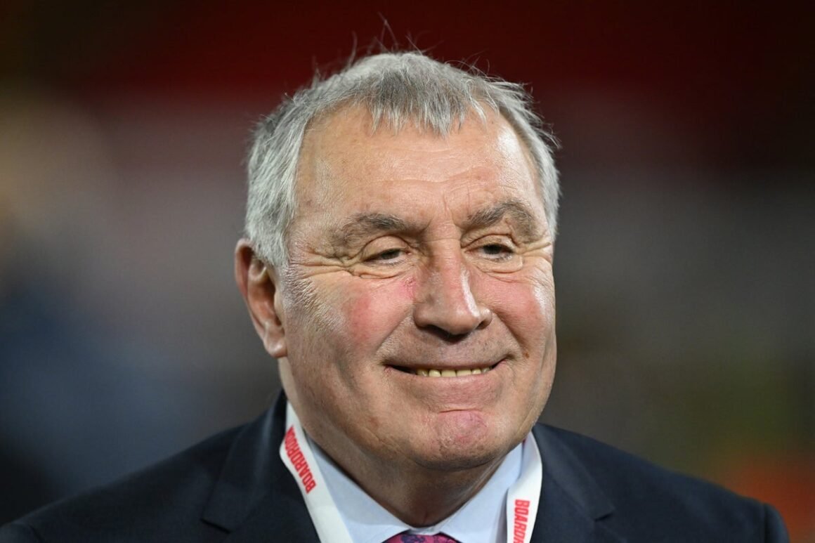 Peter Shilton Declares He… Peter Shilton Declares He…