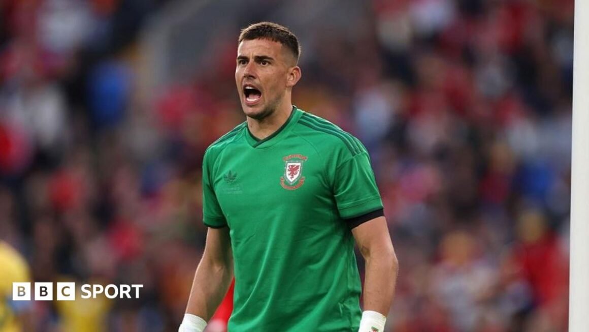 Man Utd on verge of free… Man Utd on verge of free…