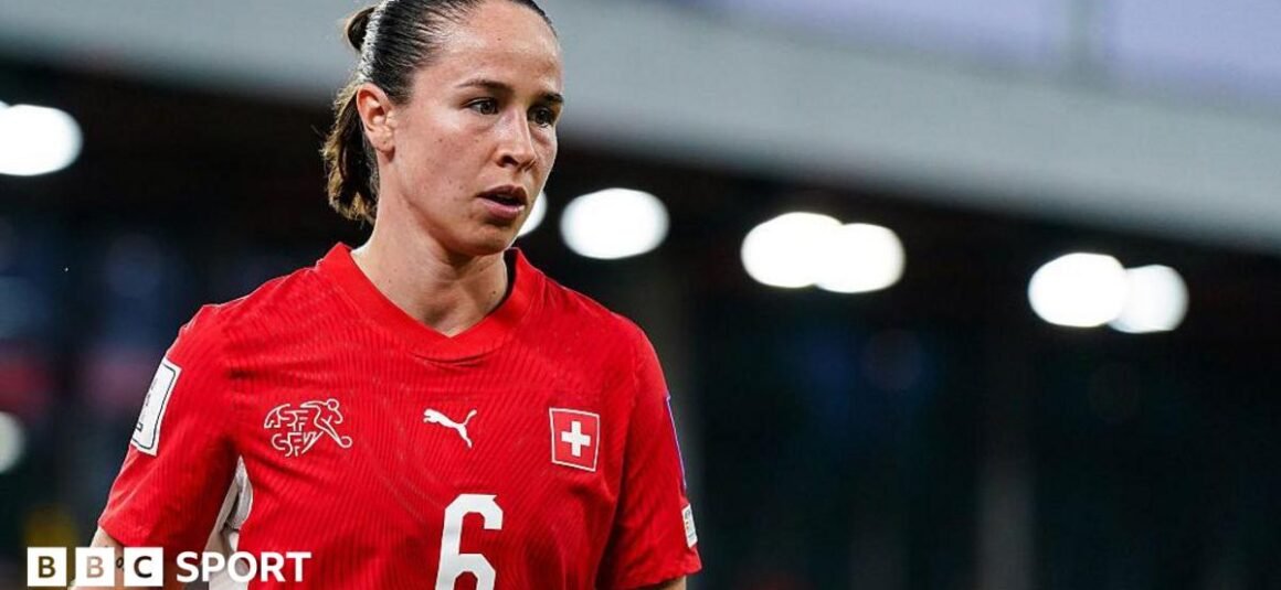 Arsenal seal WSL signing… Arsenal seal WSL signing…