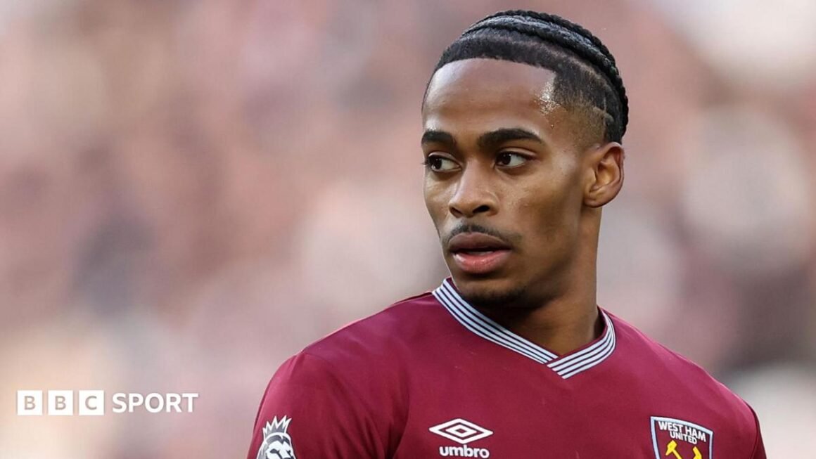 West Ham target Crysencio… West Ham target Crysencio…