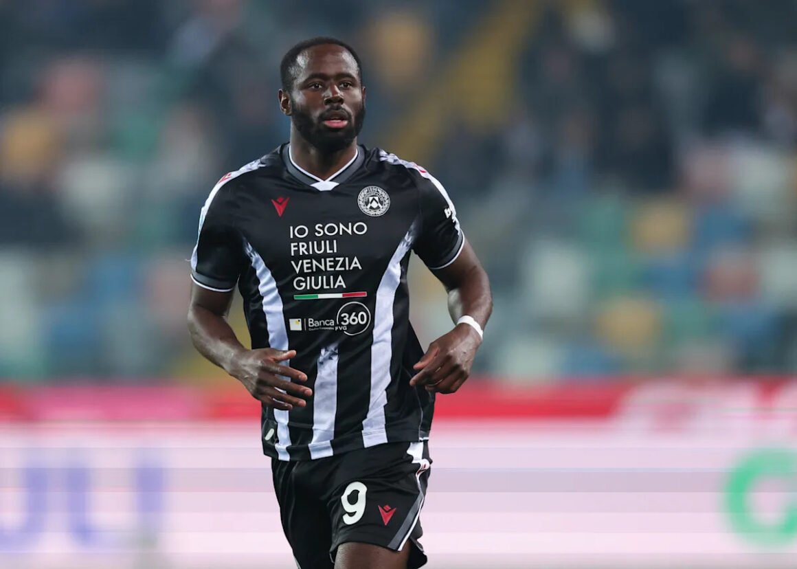 Juventus Eye Davis, Luis… Juventus Eye Davis, Luis…