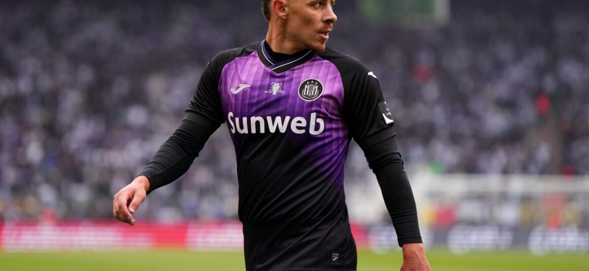 Thorgan Hazard Makes His… Thorgan Hazard Makes His…