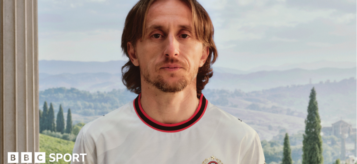 Luka Modric, 40, Signs One